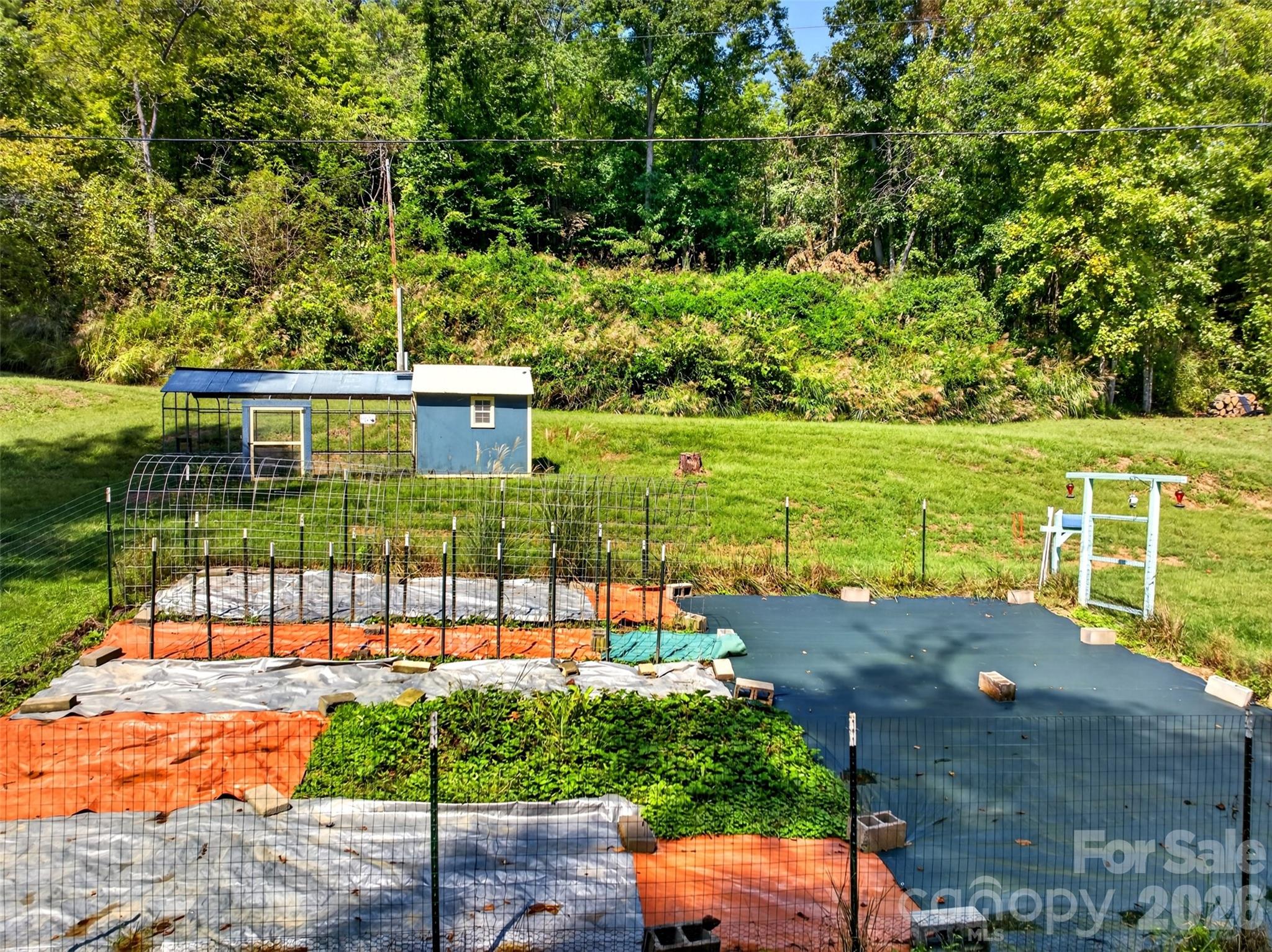 main property photo 22