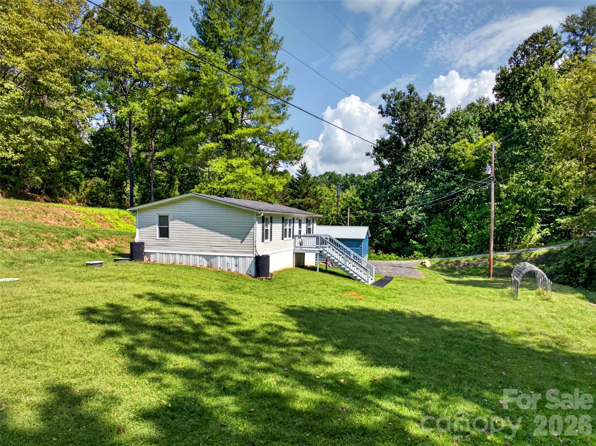 main property photo 29