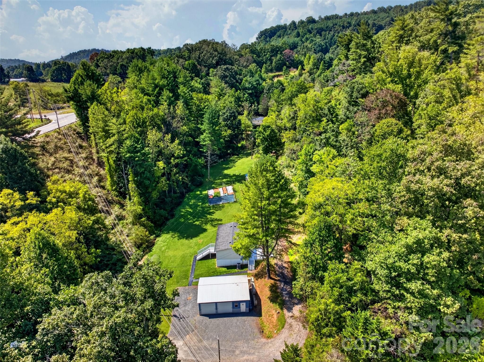main property photo 37