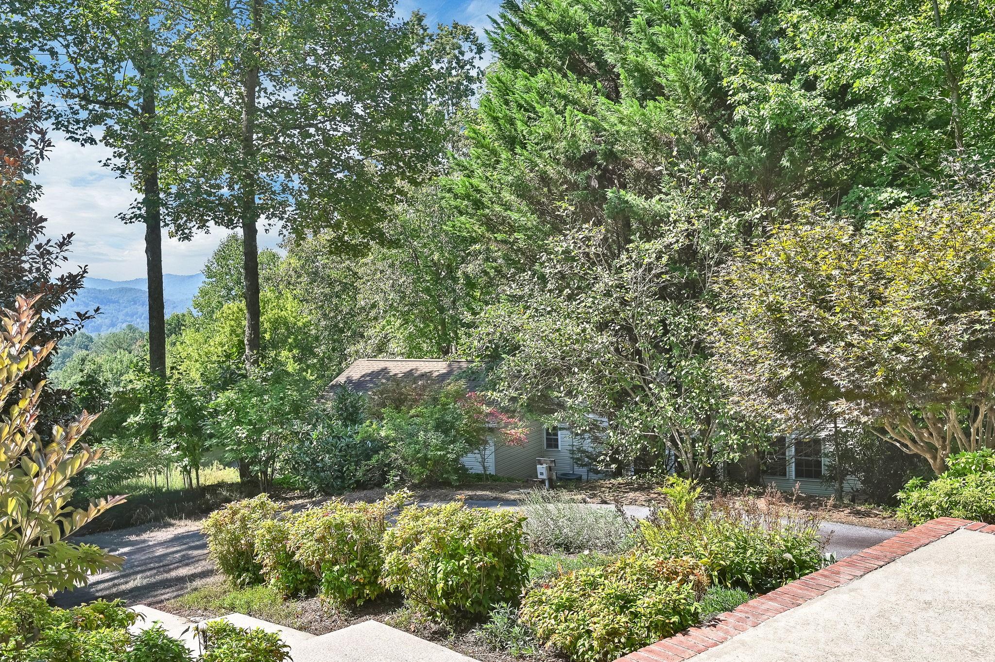 main property photo 45