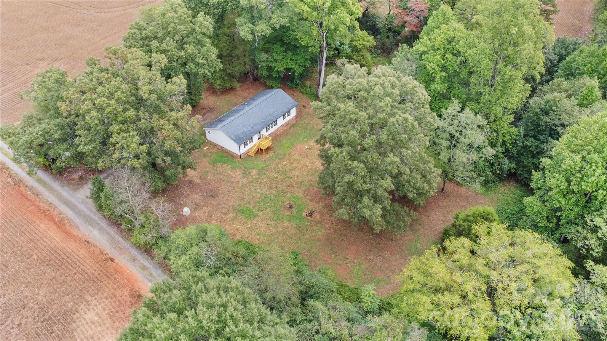 main property photo 39