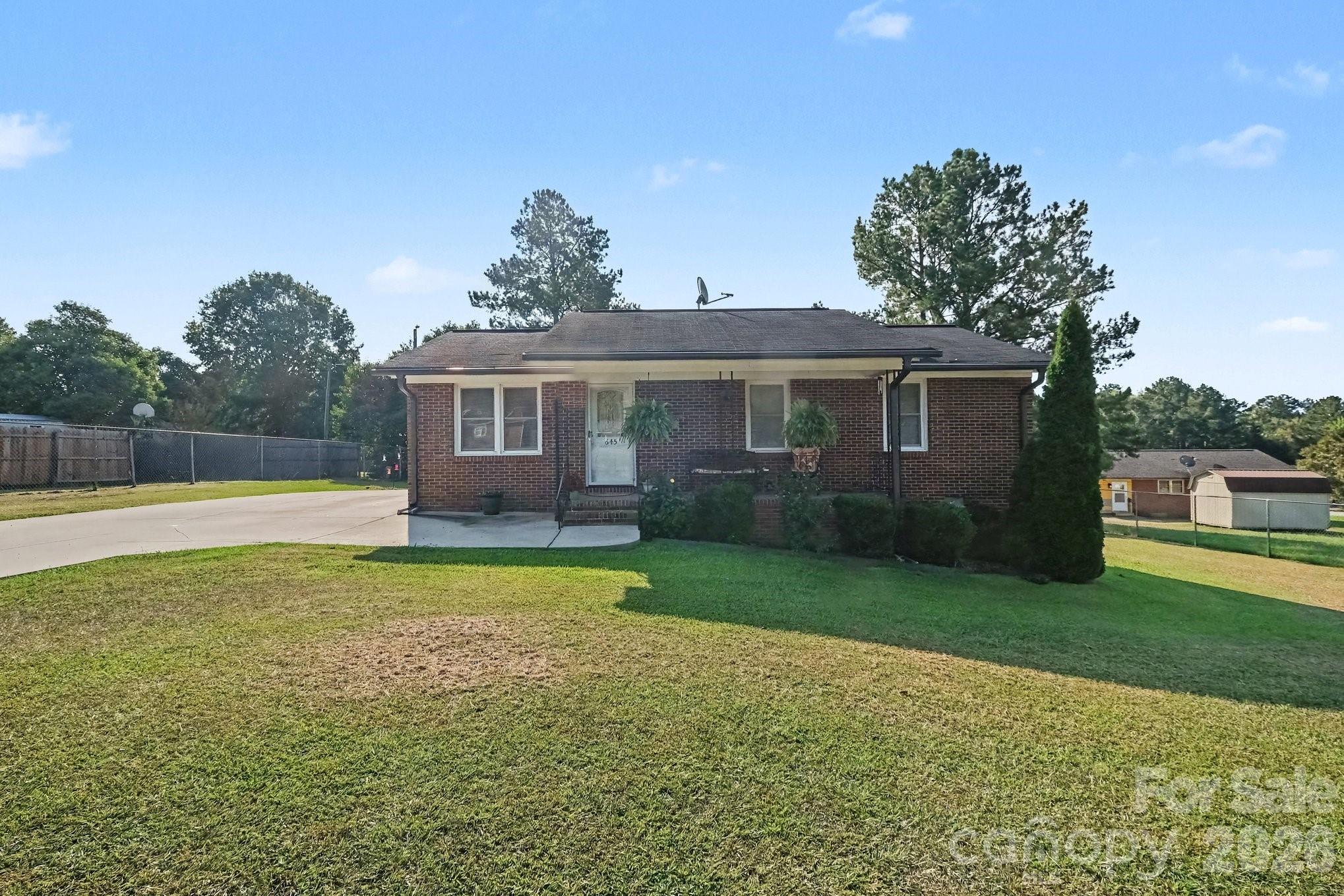 main property photo 18
