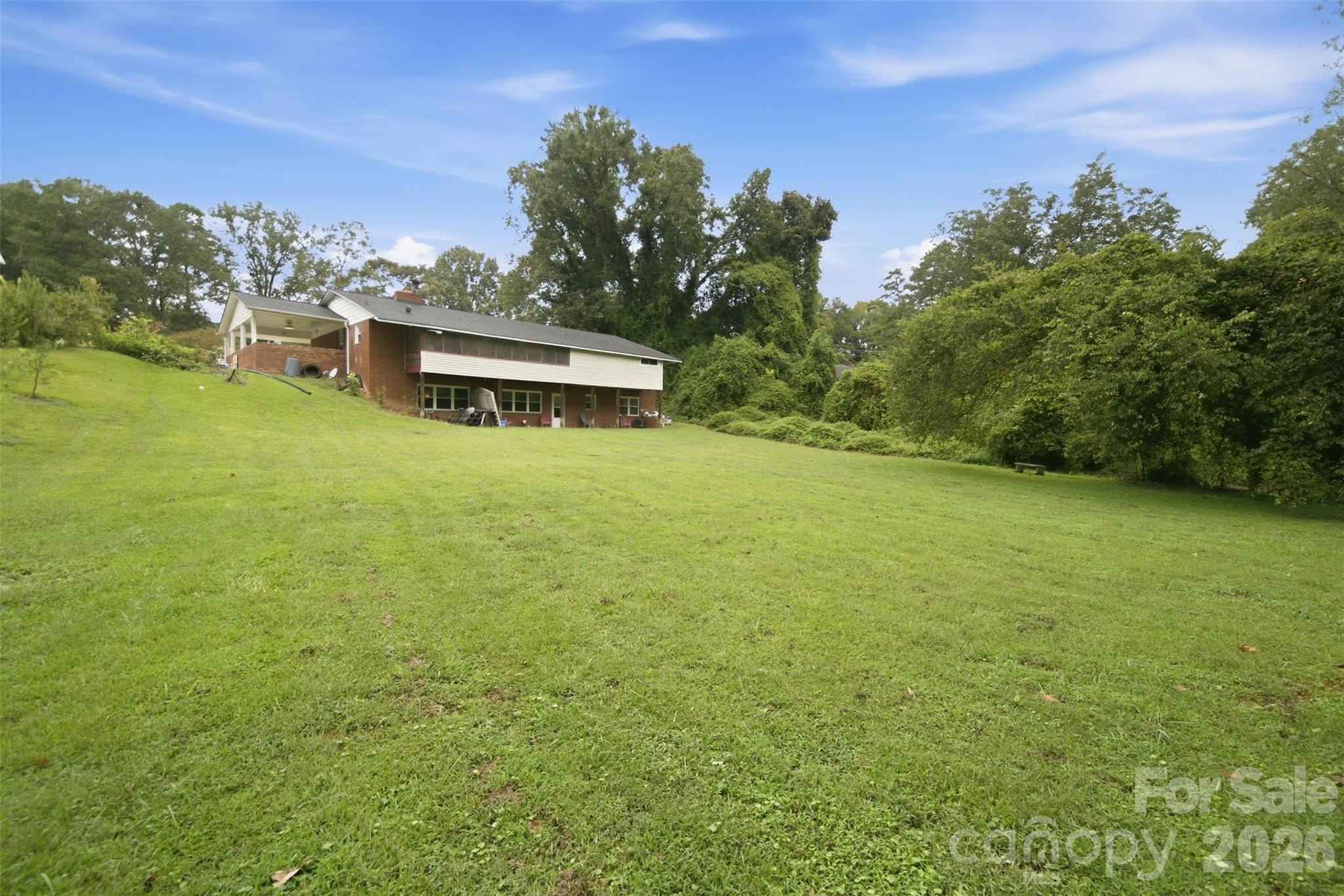 main property photo 25