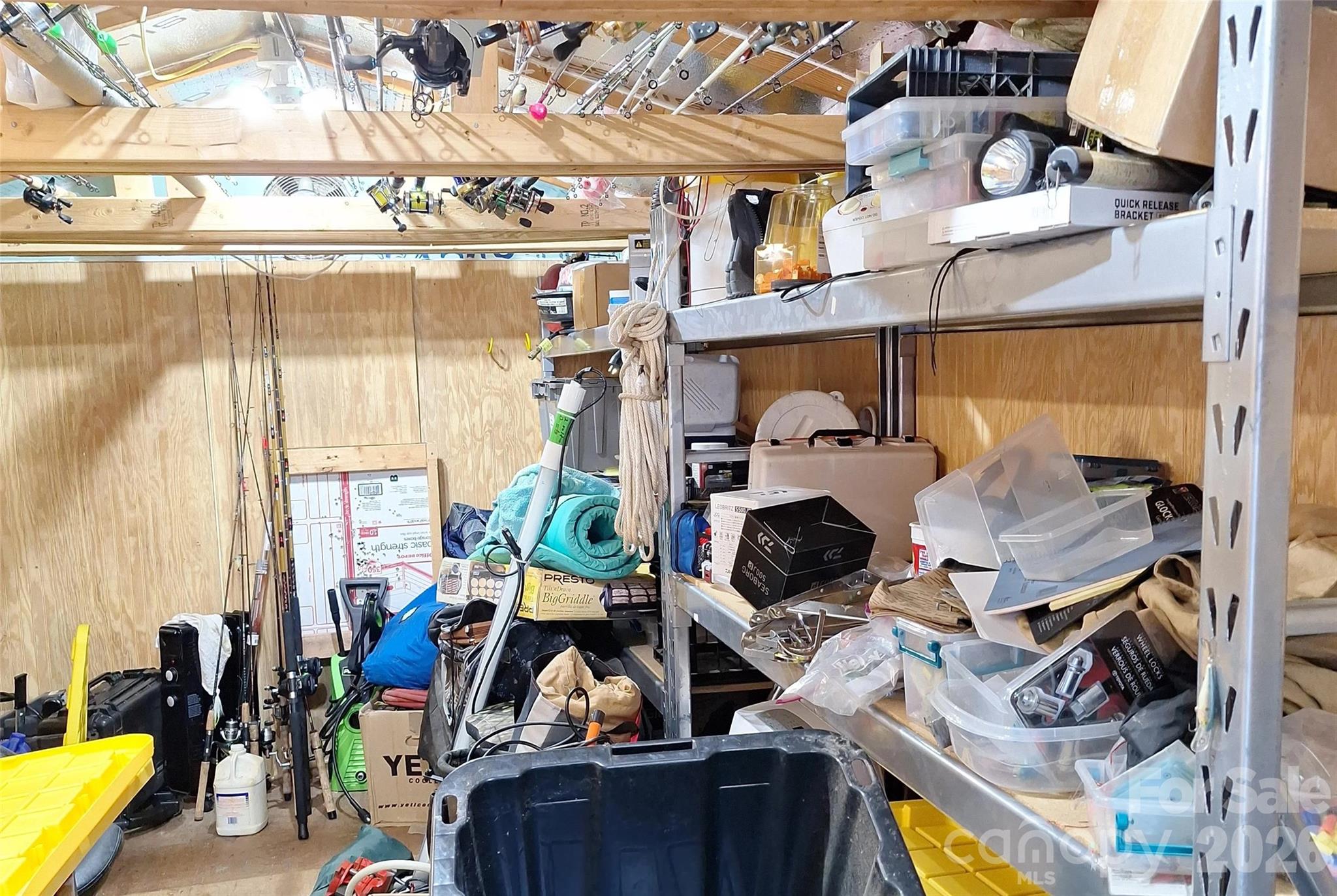 main property photo 40