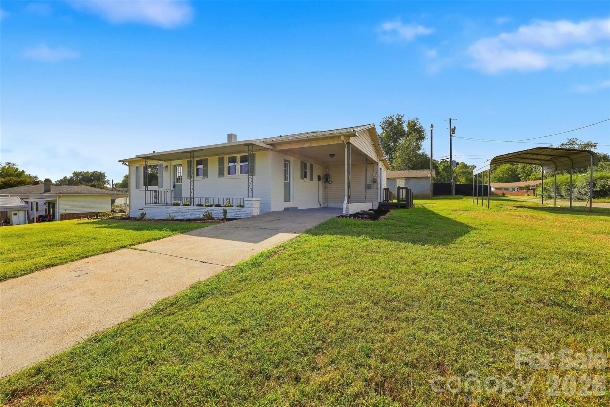 main property photo 10