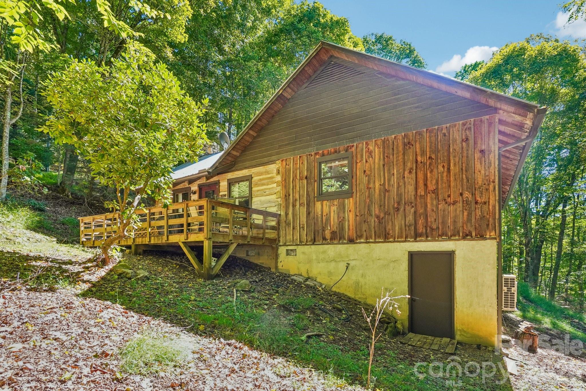 main property photo 5