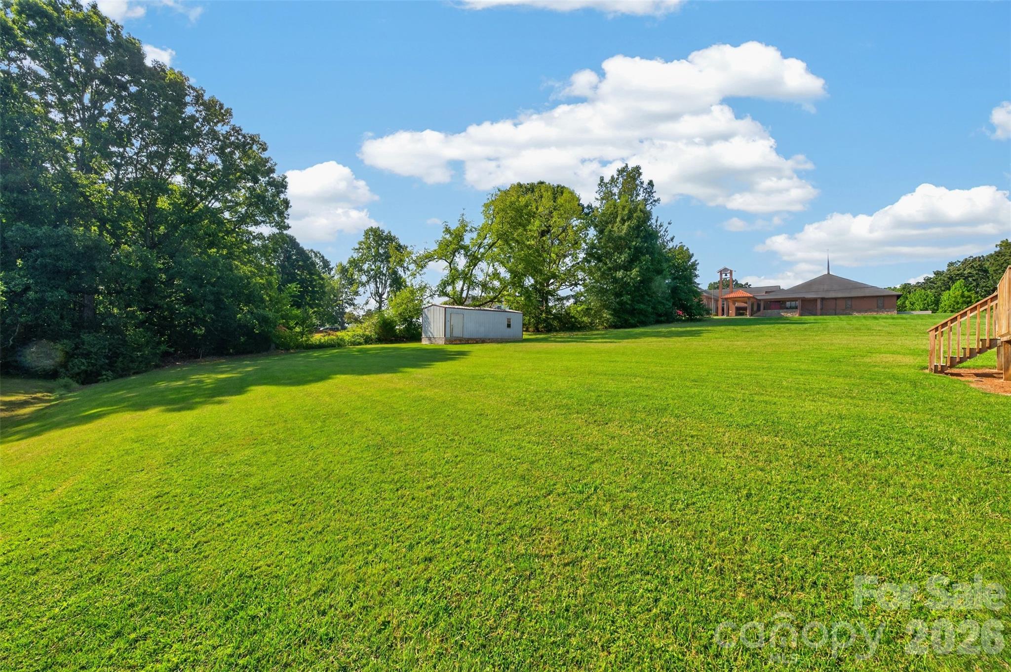 main property photo 39