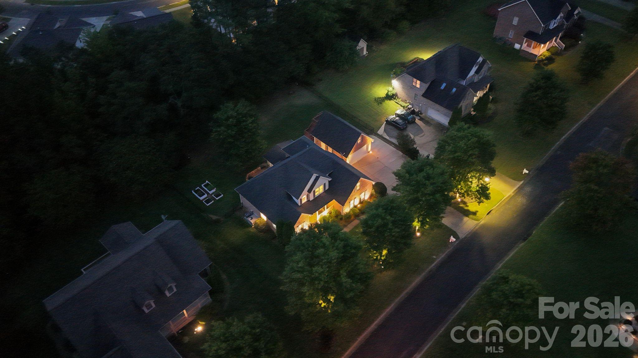 main property photo 37