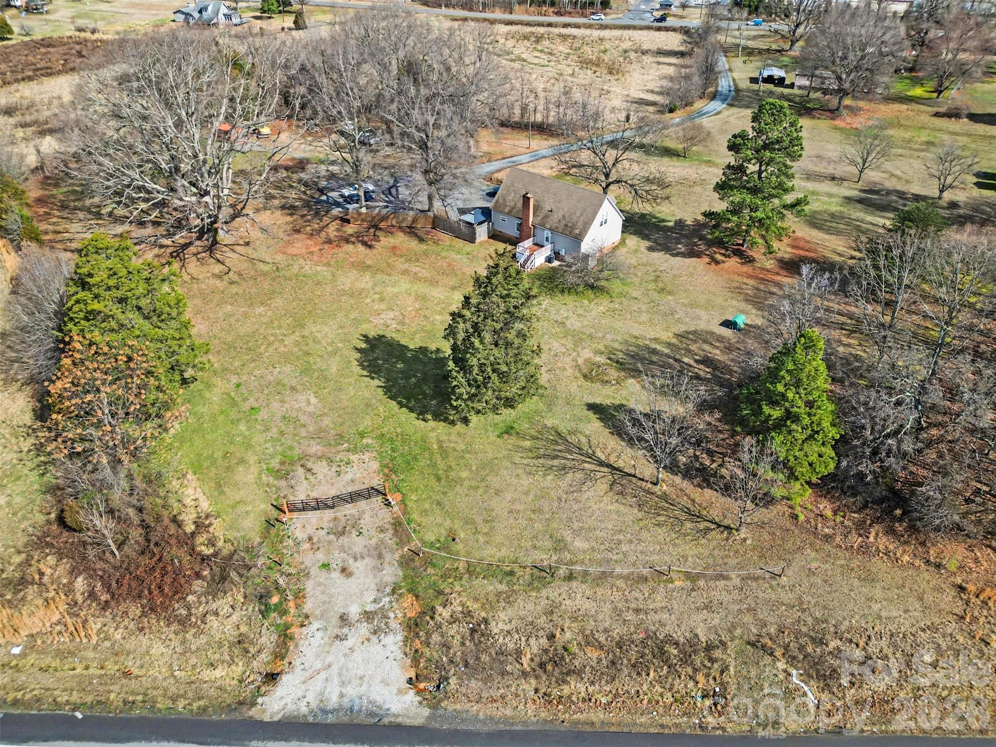 main property photo 2