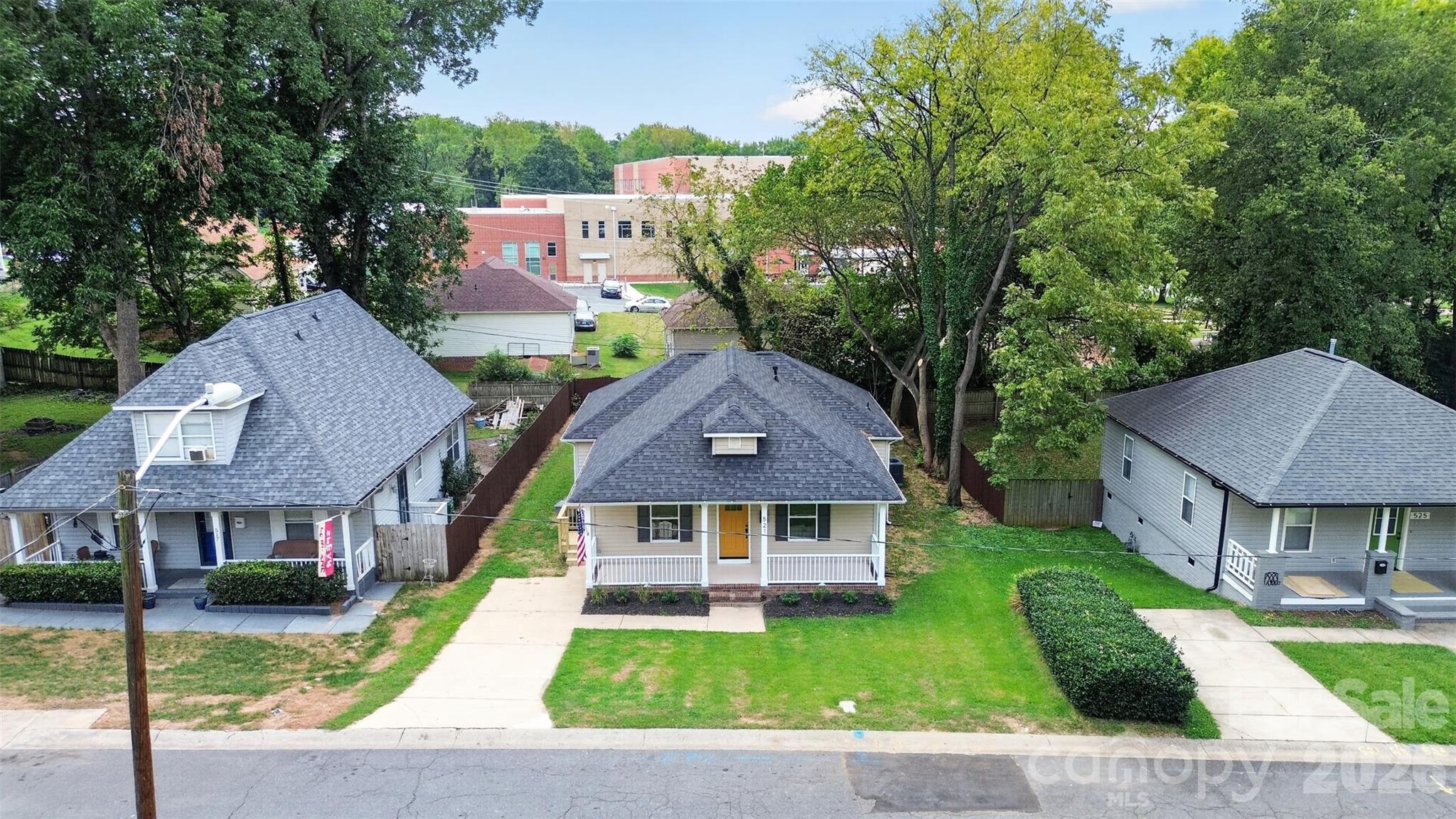 main property photo 45