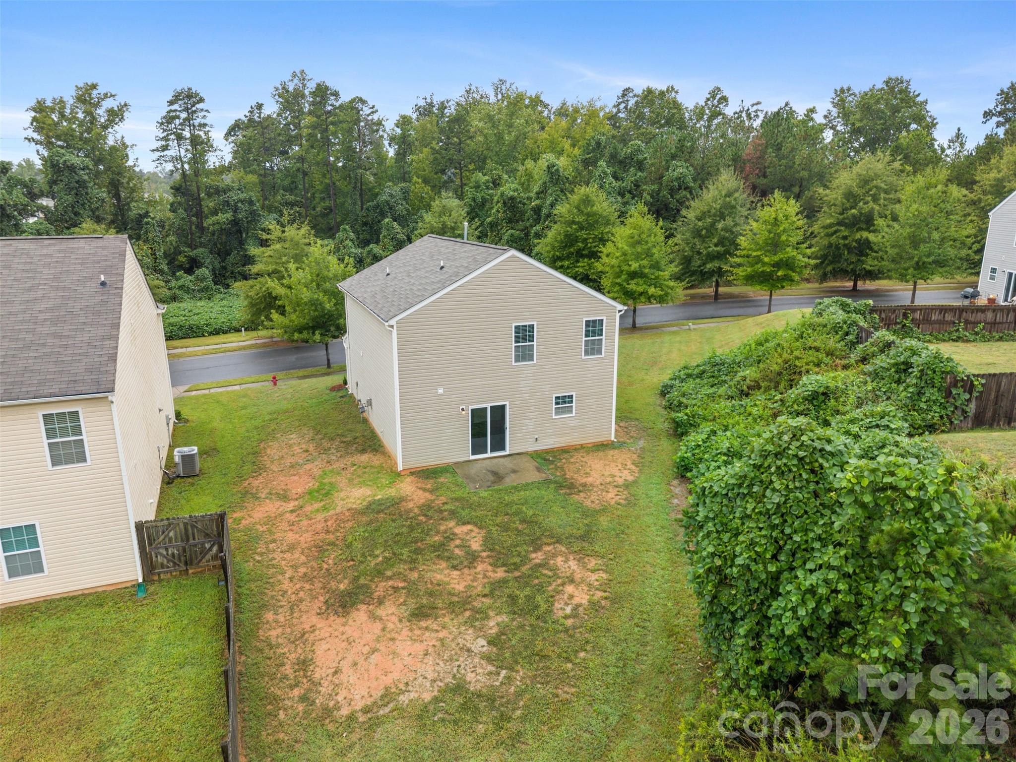 main property photo 31