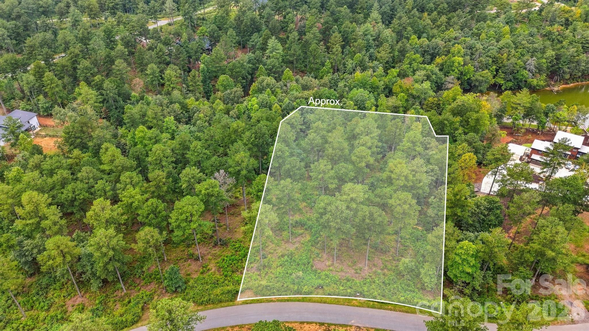 main property photo 30