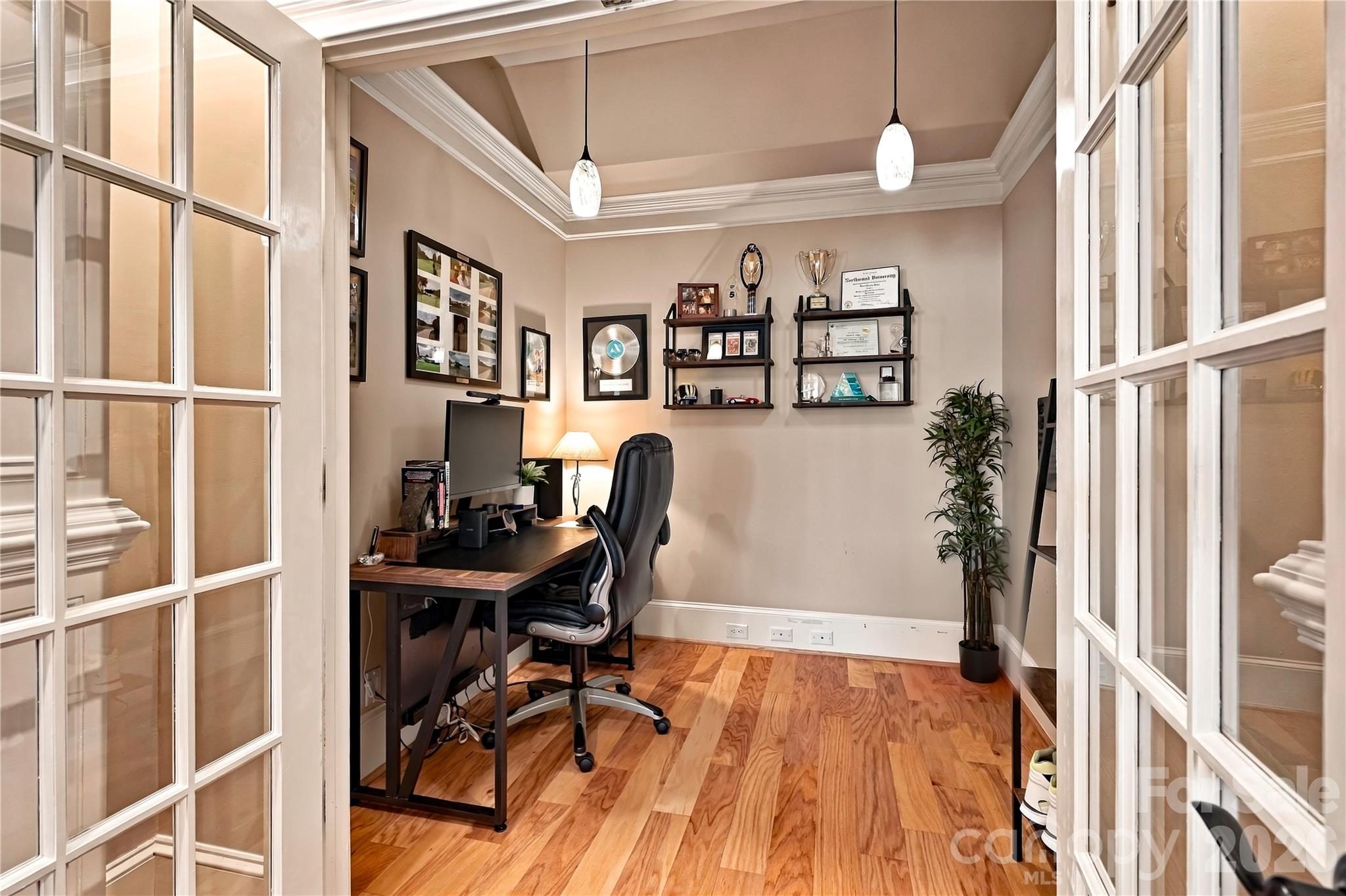 main property photo 32