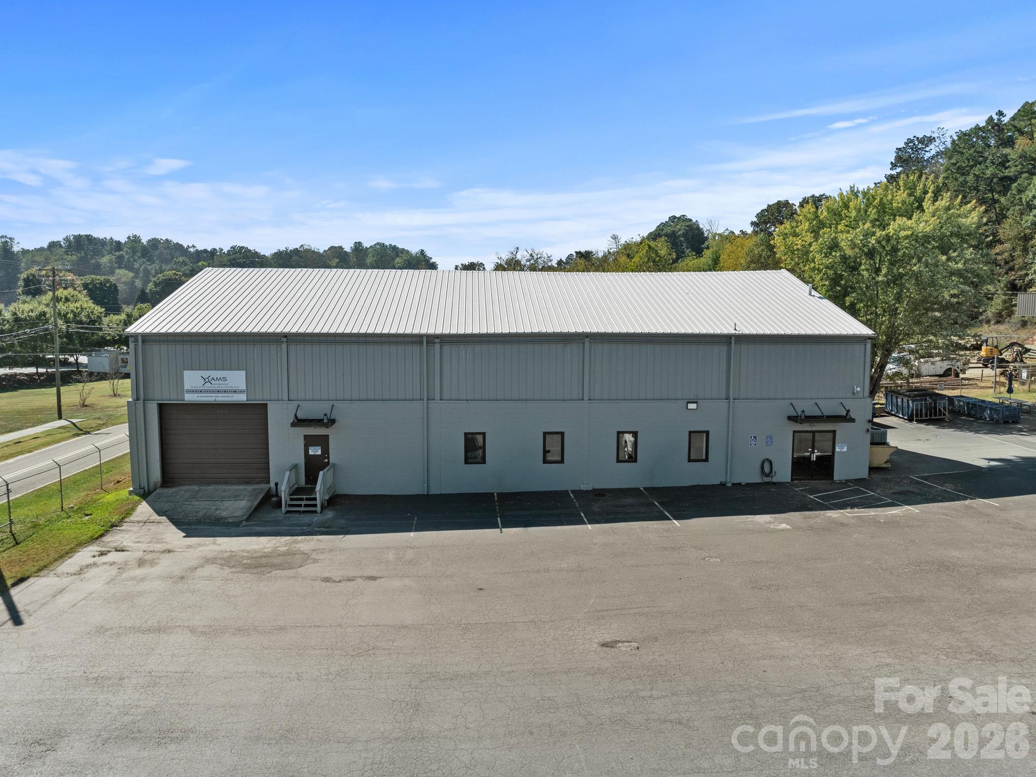 main property photo 25