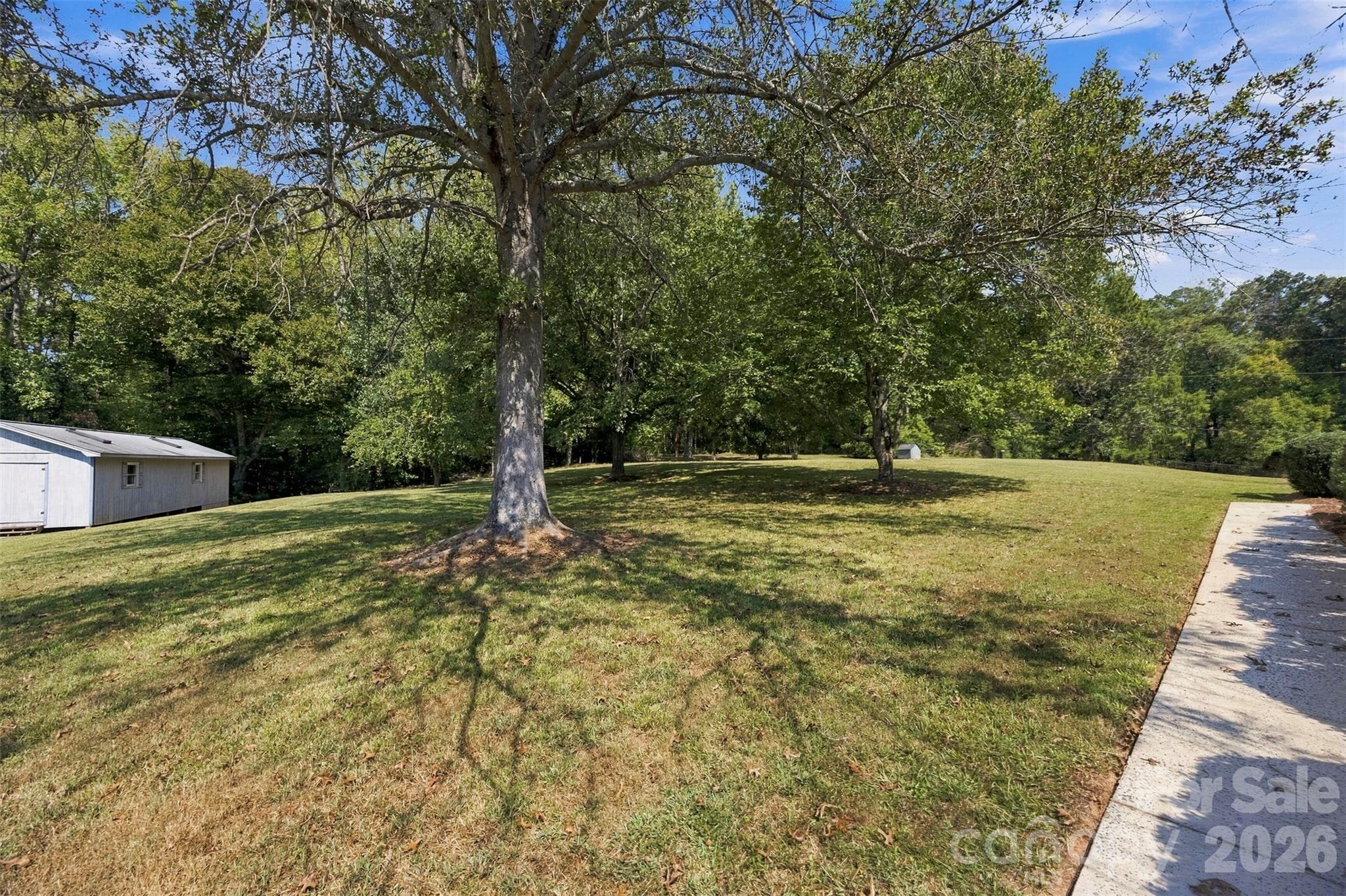 main property photo 36