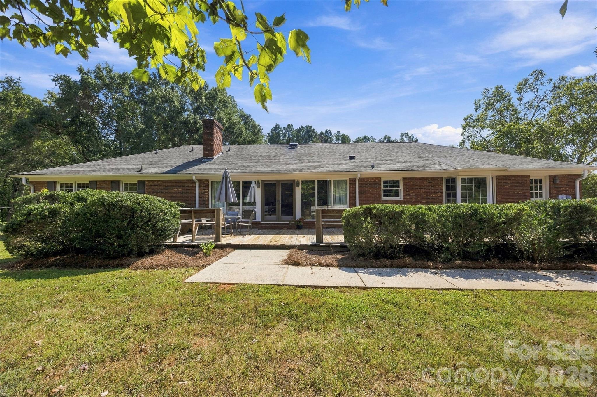 main property photo 39