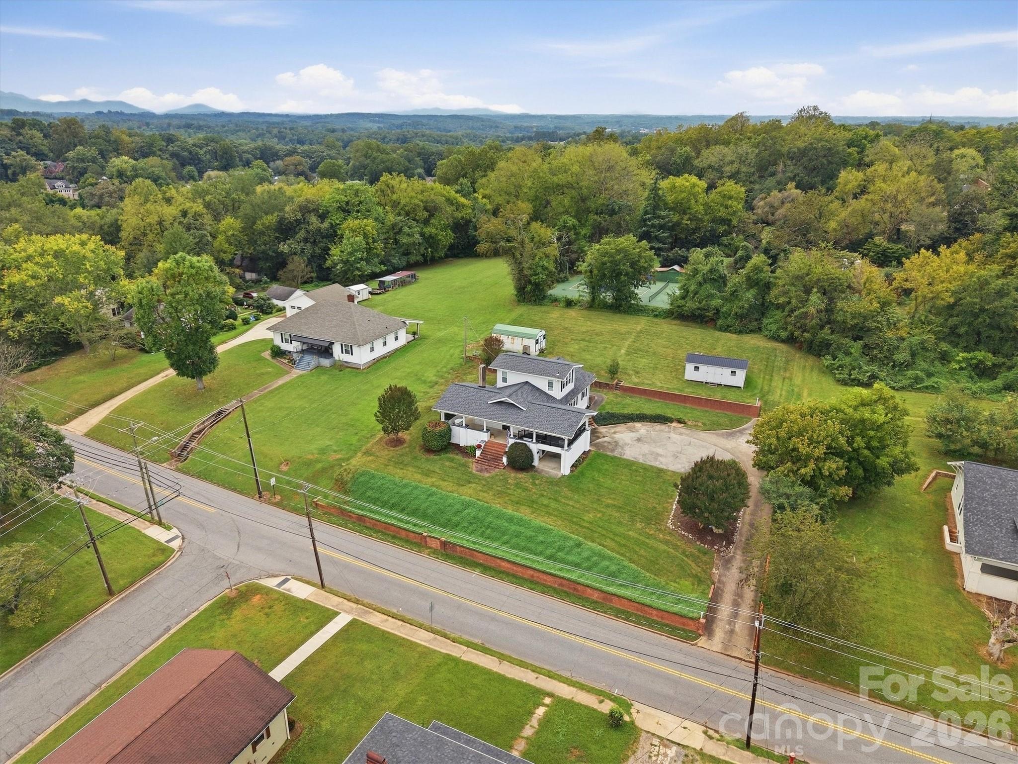 main property photo 27