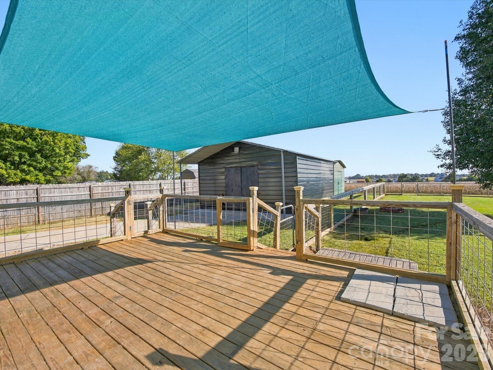 main property photo 20