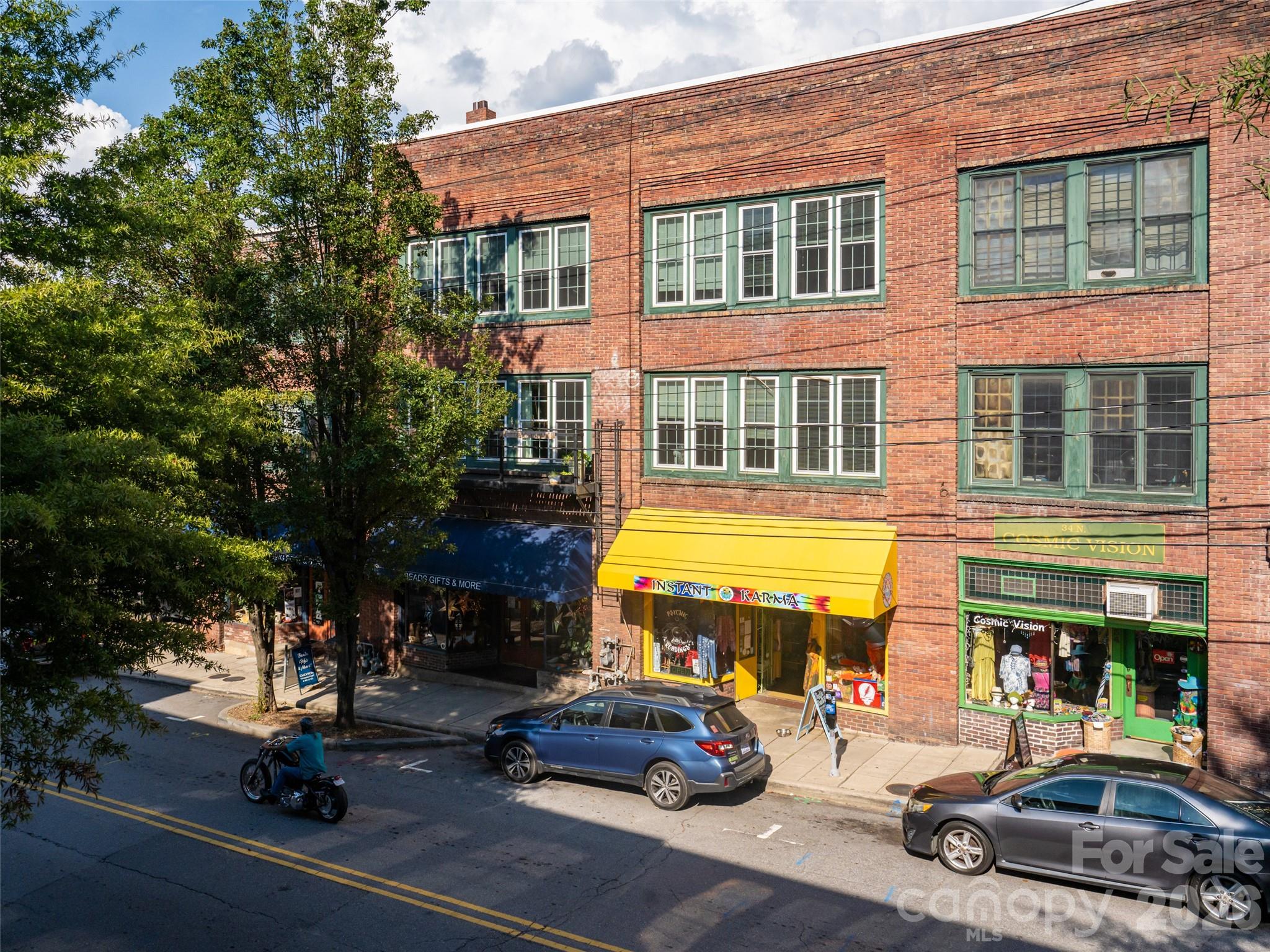 main property photo 16