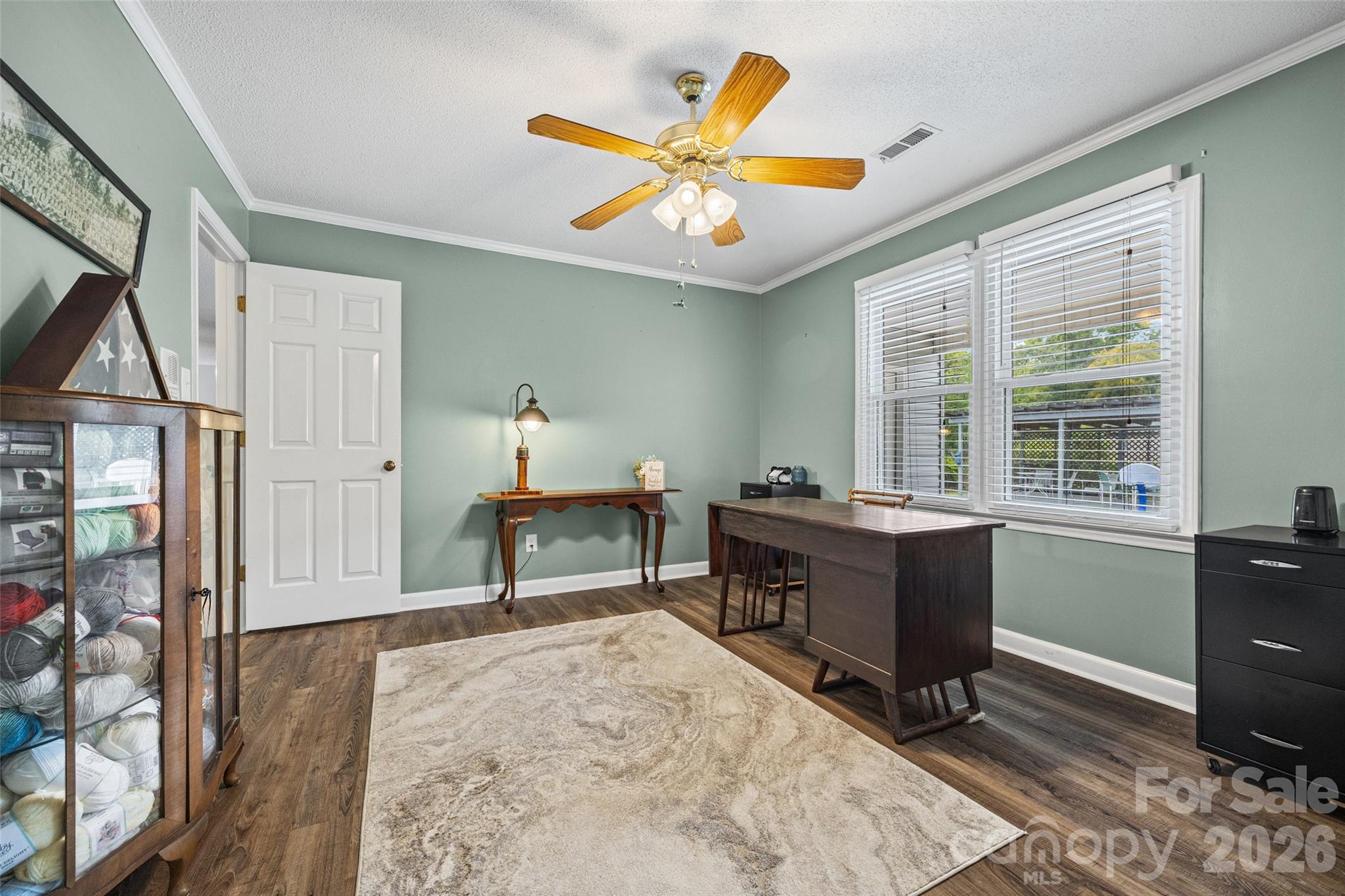 main property photo 18