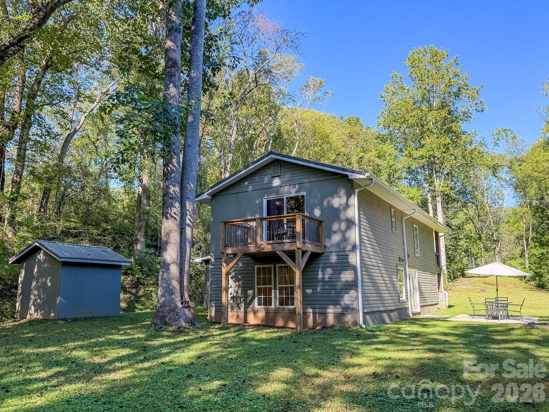 main property photo 10