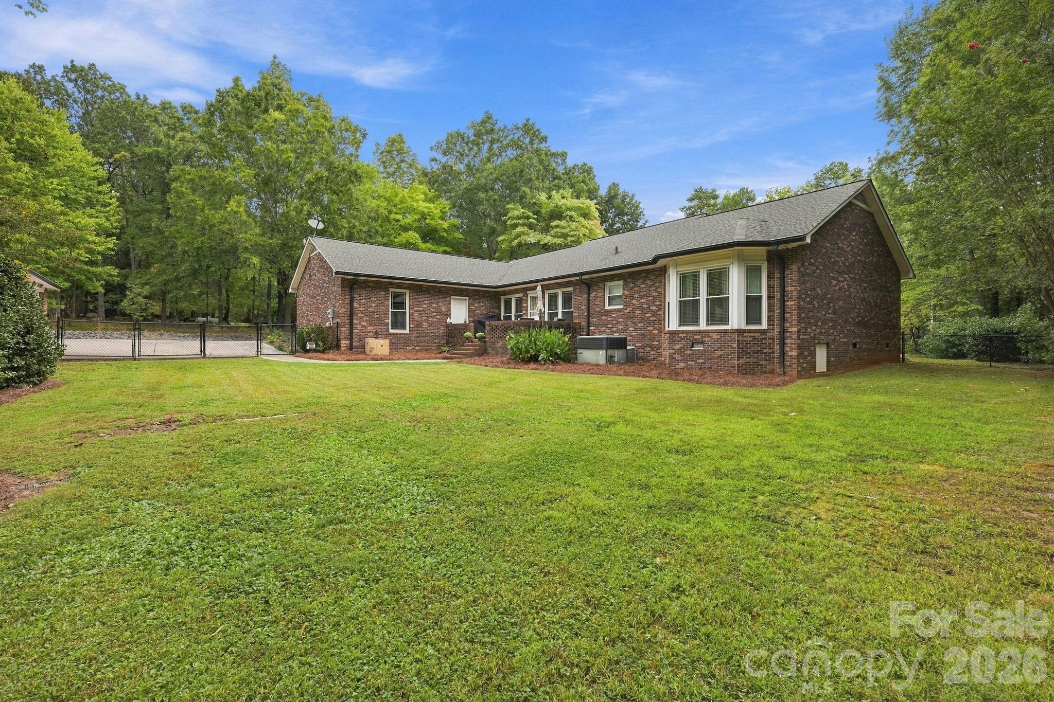 main property photo 36