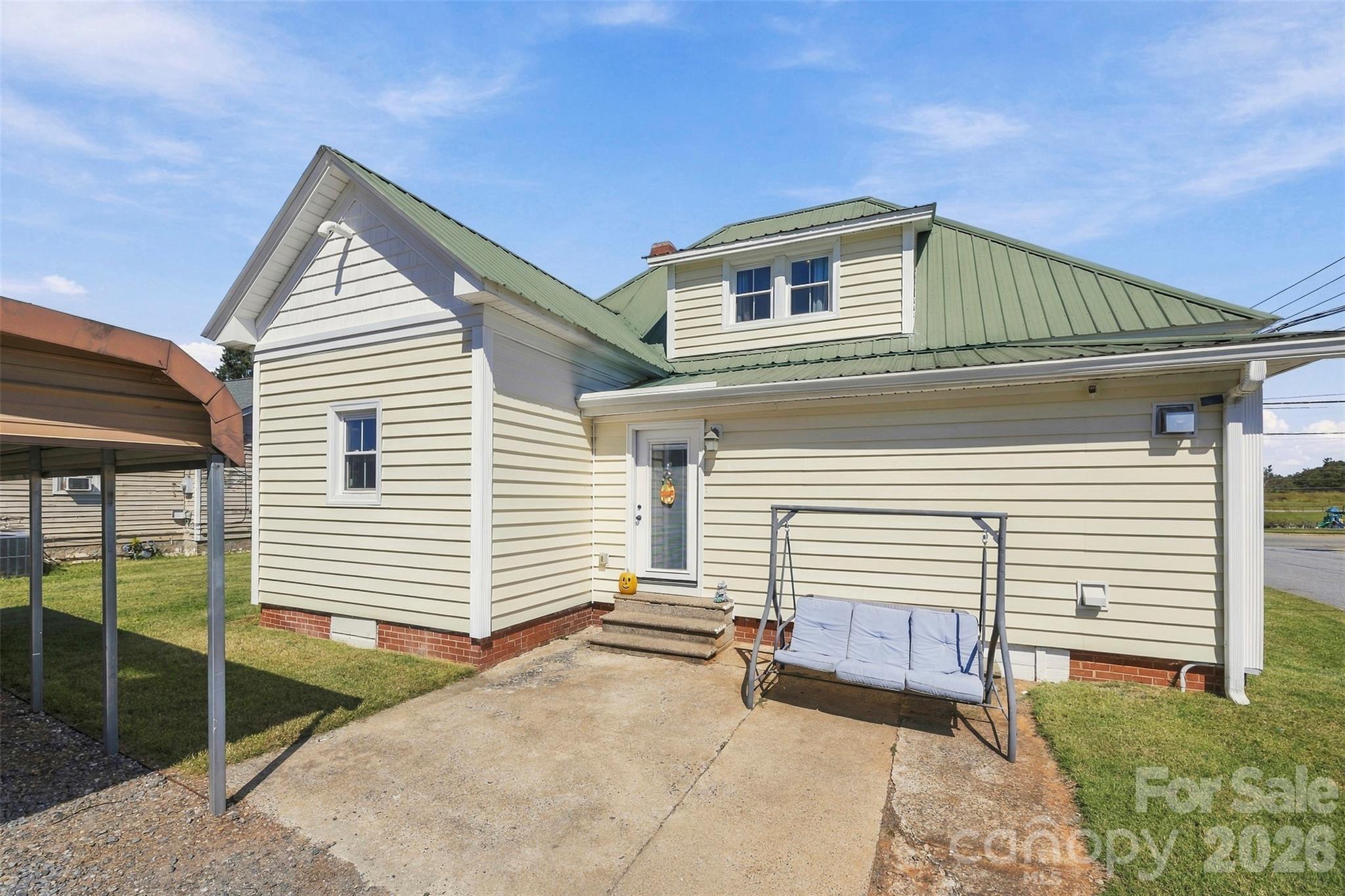 main property photo 22