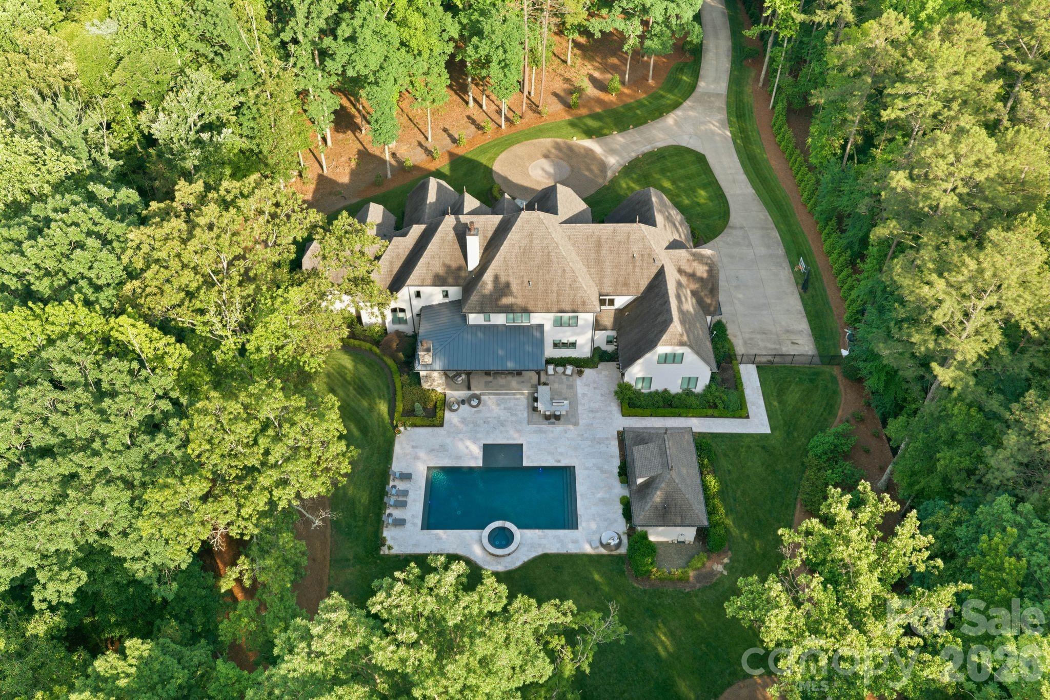 main property photo 45