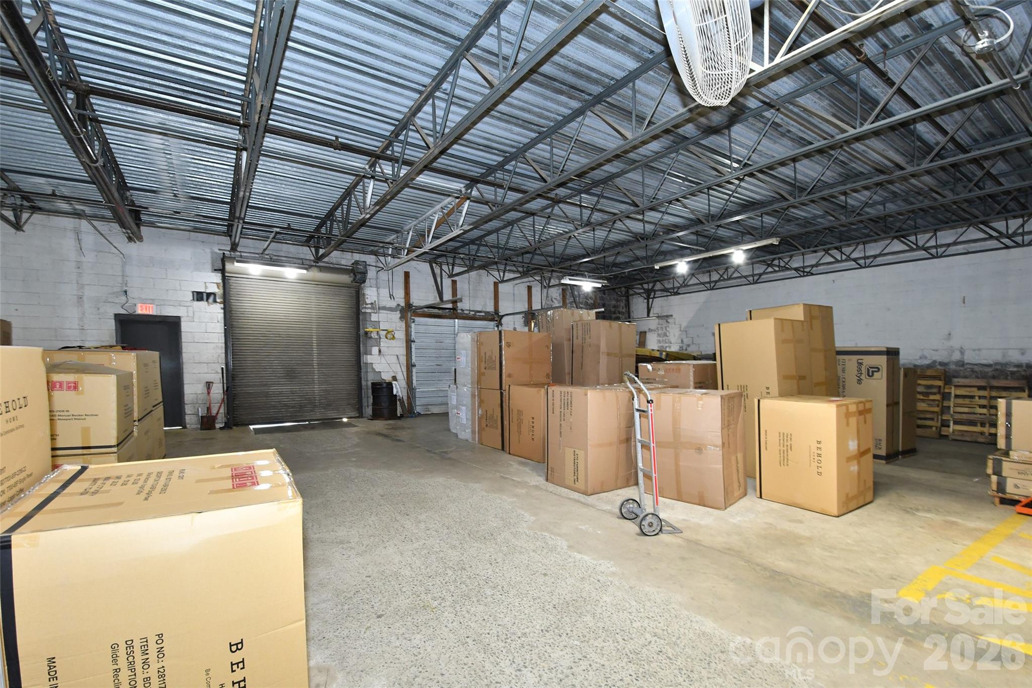 main property photo 13