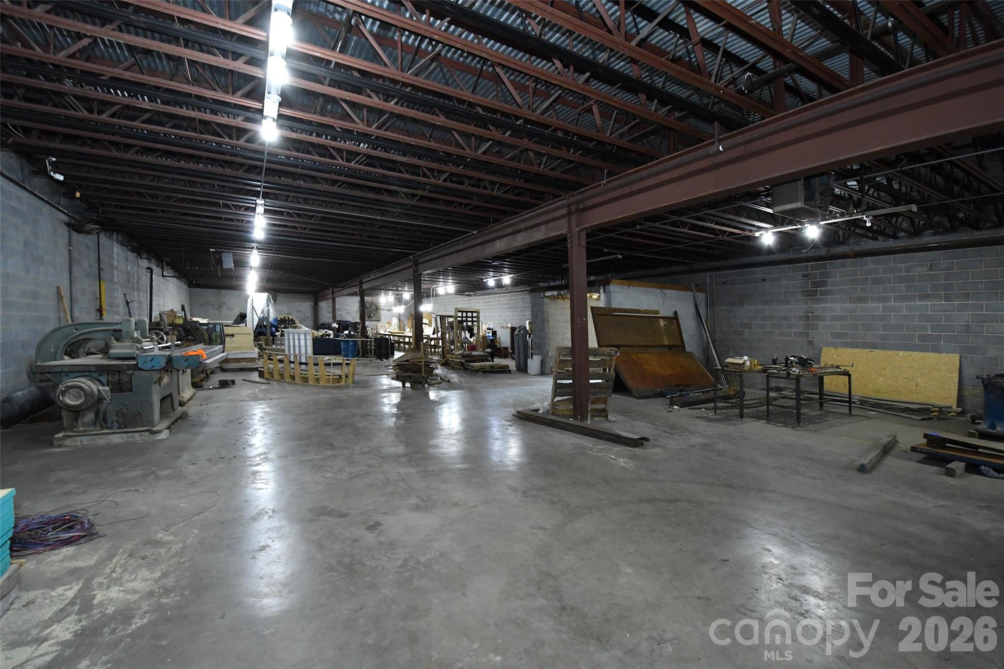 main property photo 45