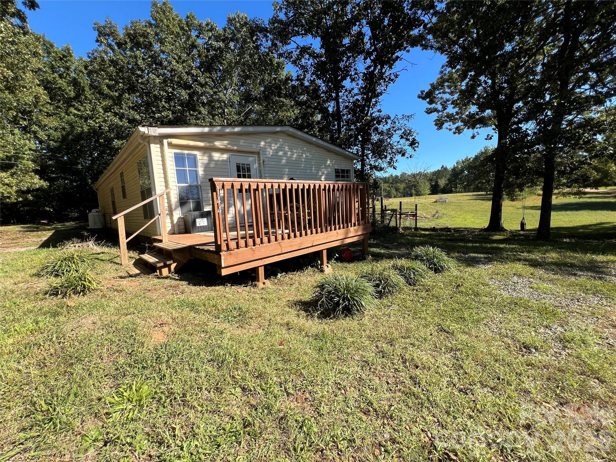 main property photo 39