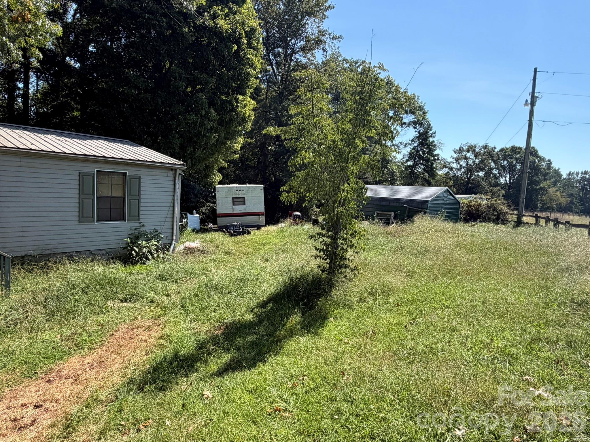 main property photo 12
