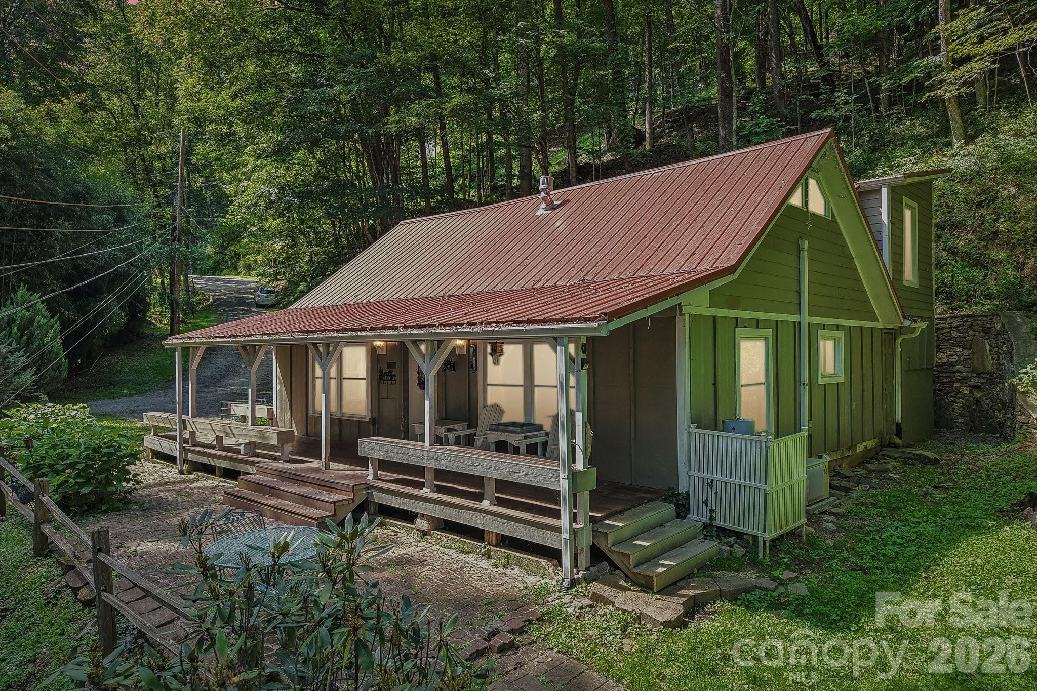 main property photo 2
