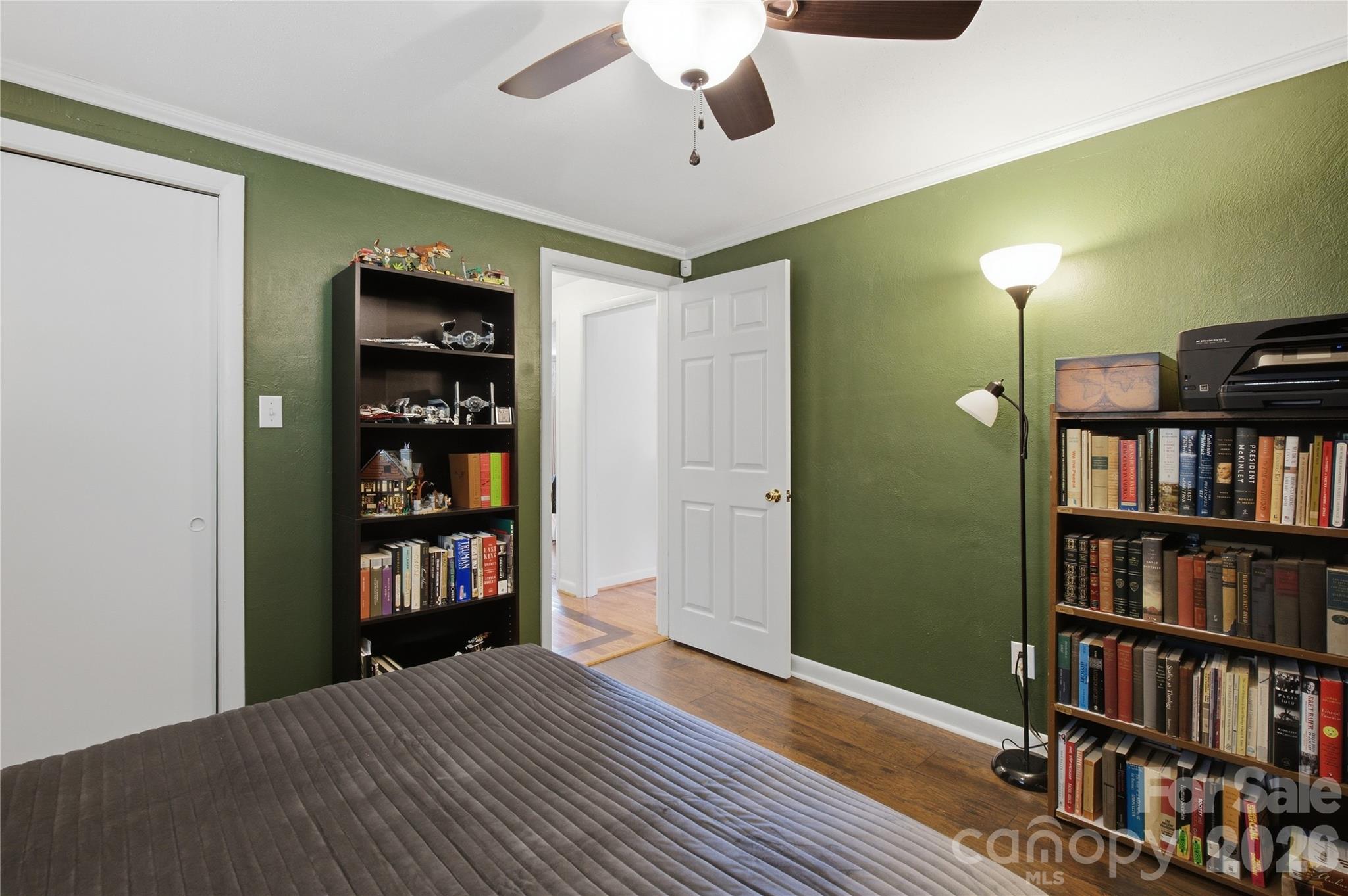 main property photo 12