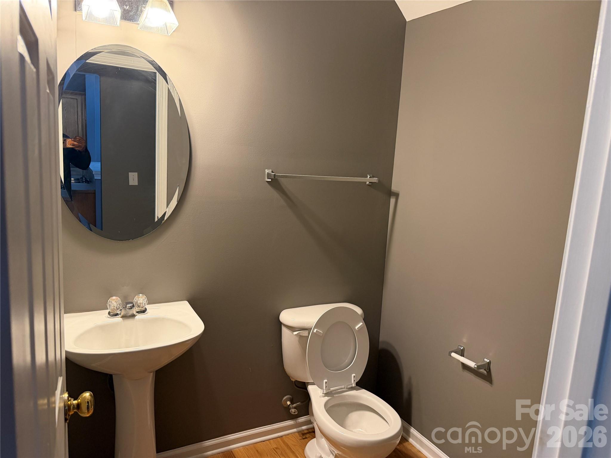 main property photo 13
