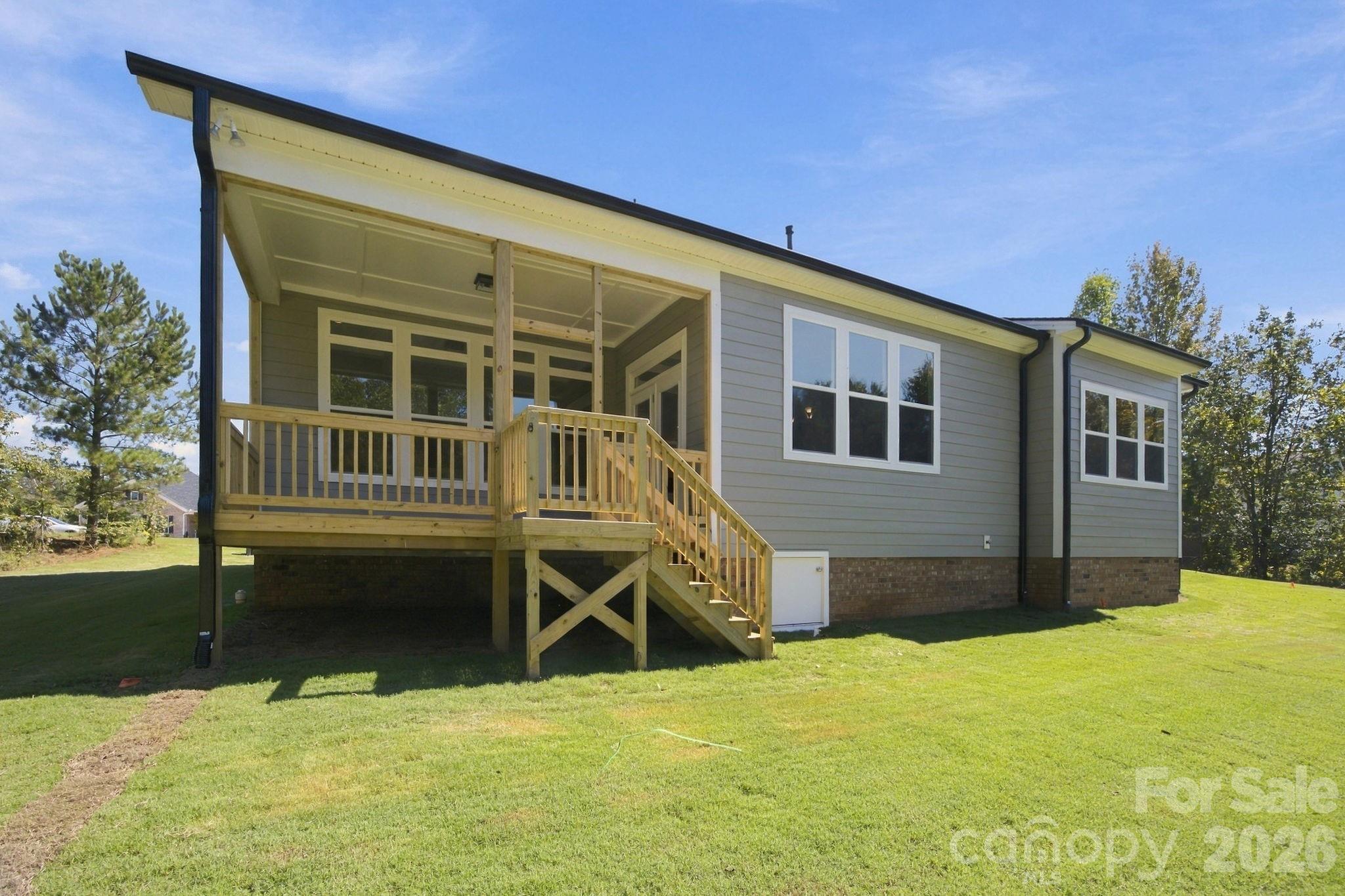 main property photo 41
