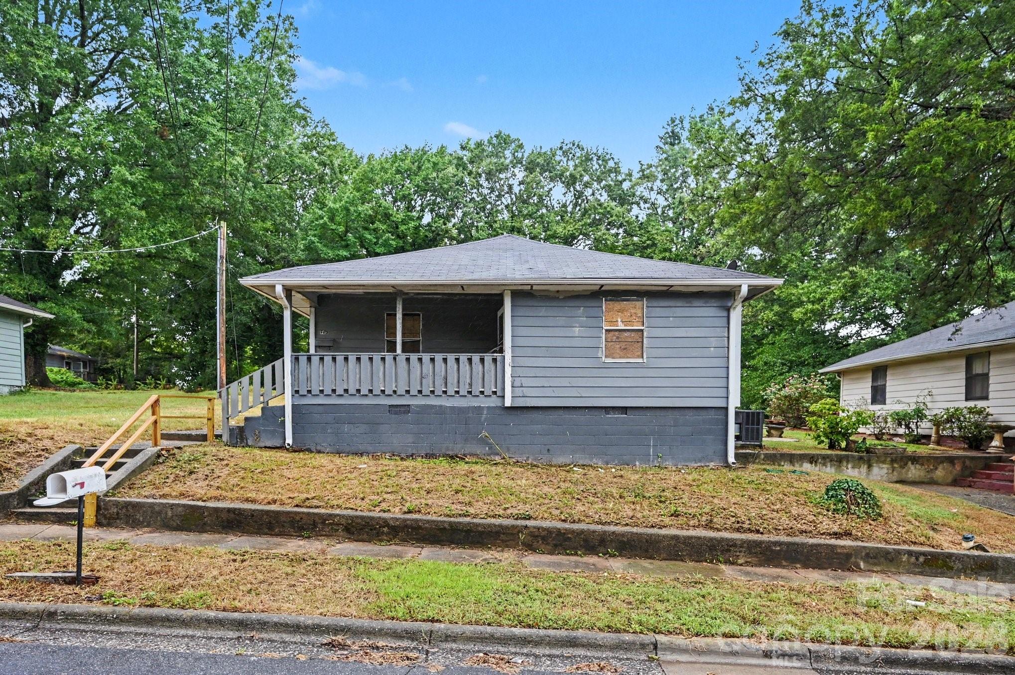 main property photo 1