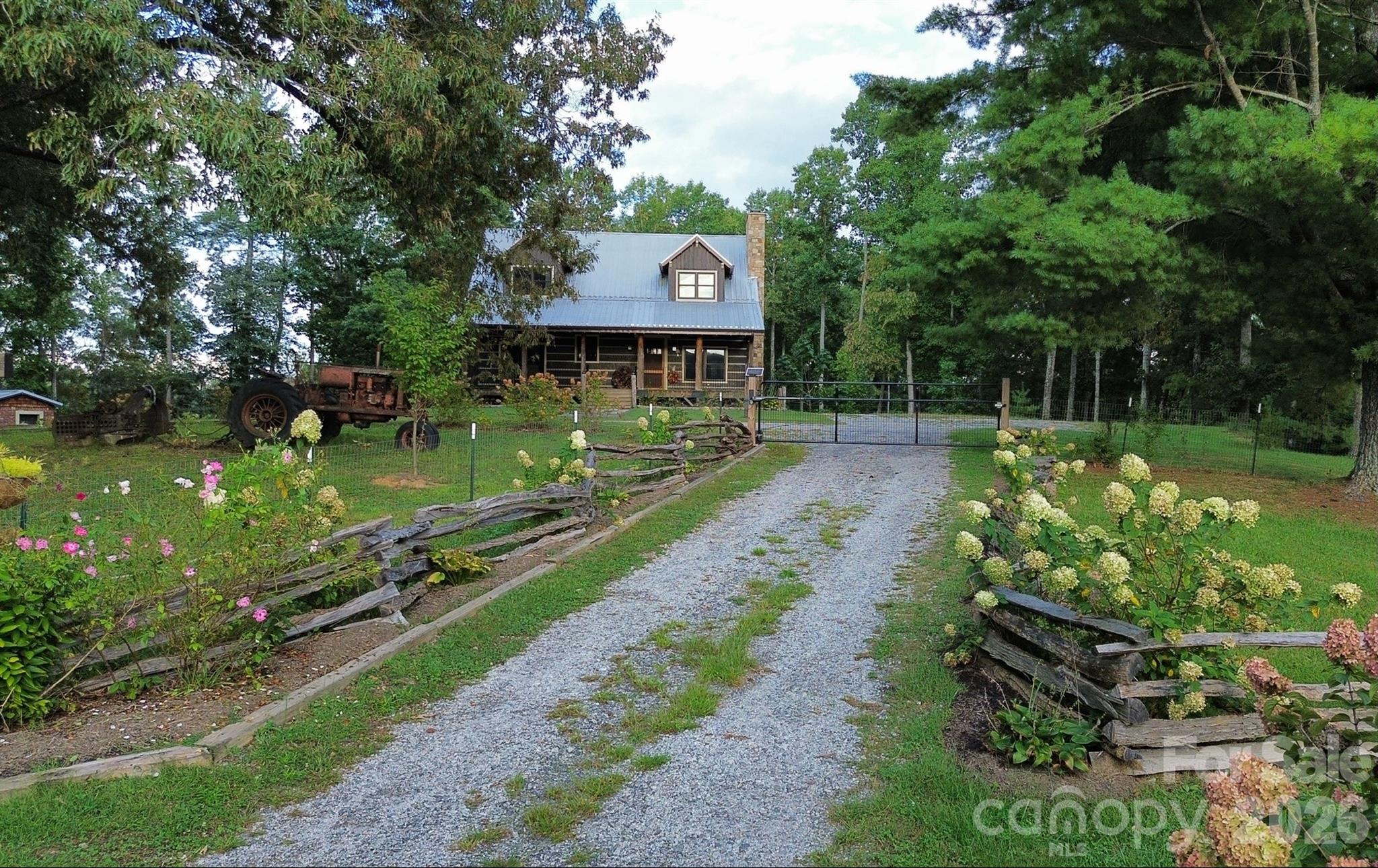 main property photo 29