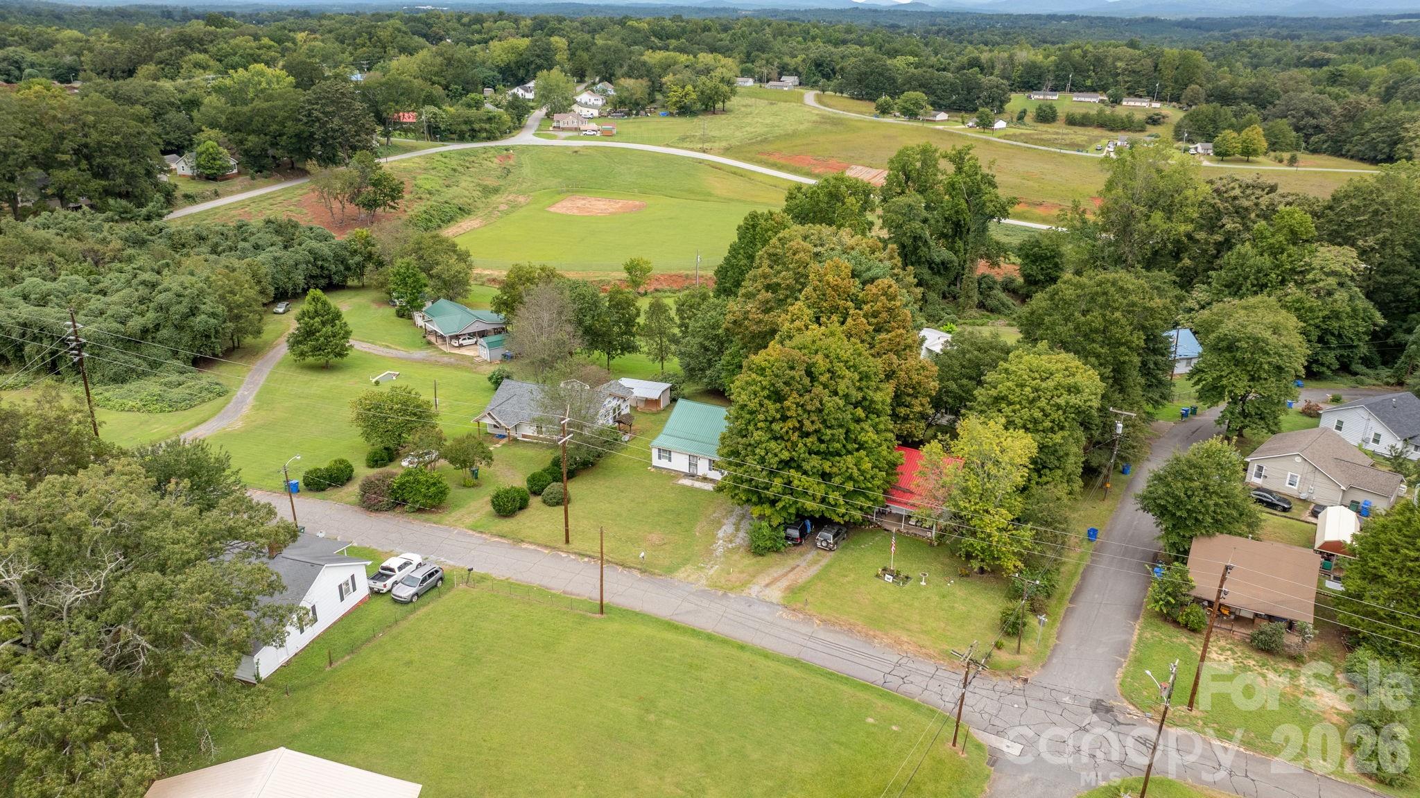 main property photo 29