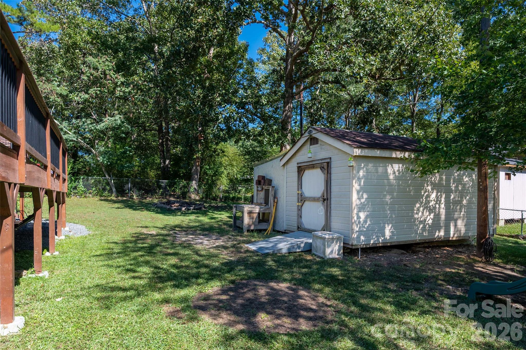main property photo 41