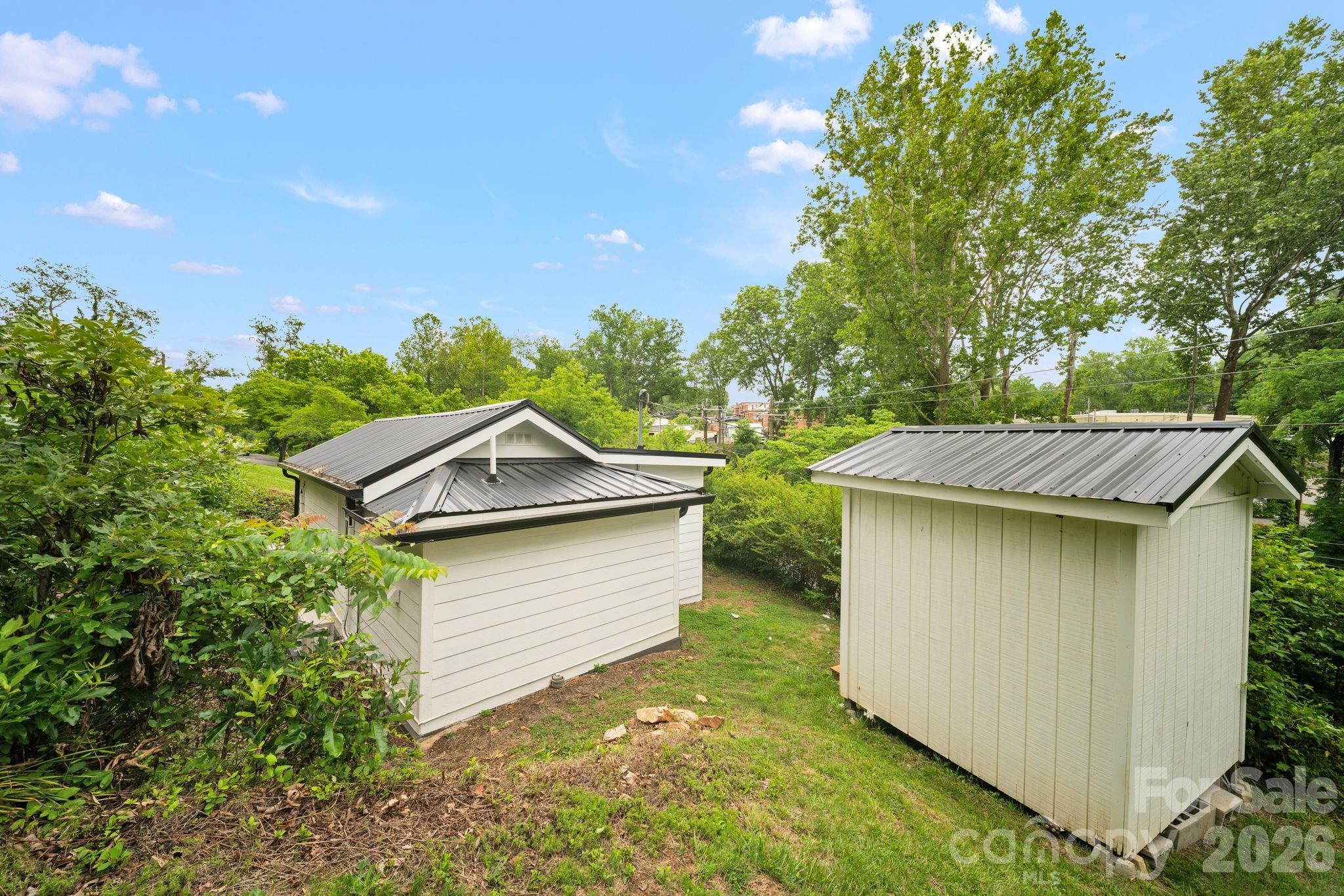 main property photo 24