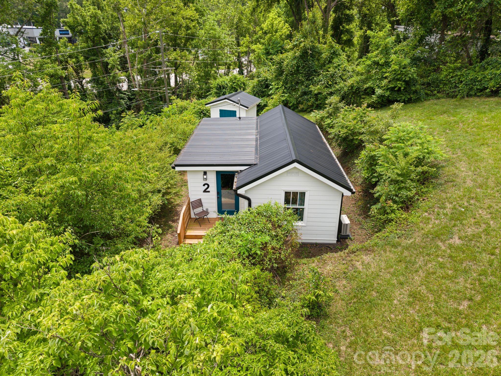 main property photo 27