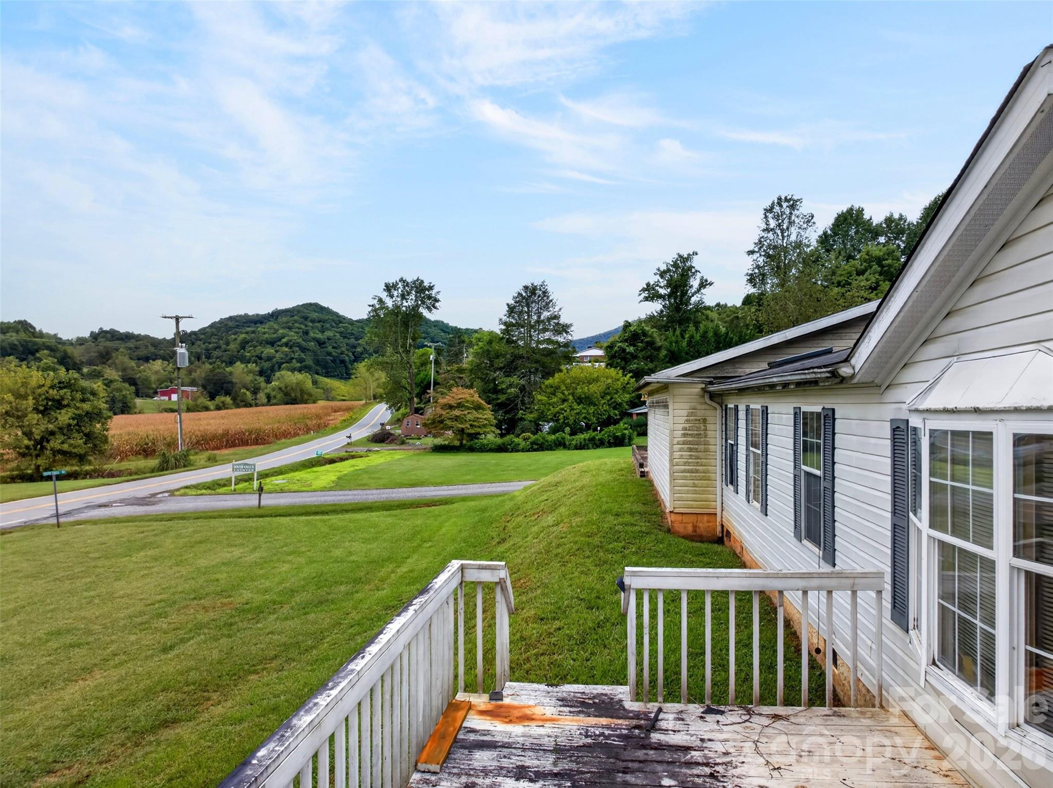 main property photo 11