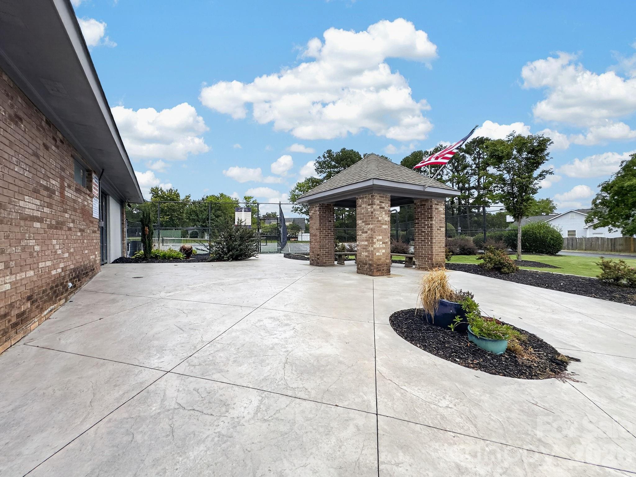main property photo 43