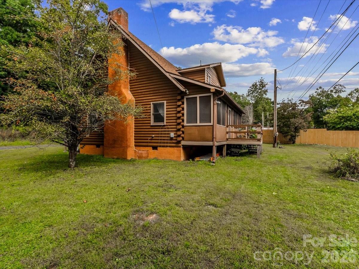 main property photo 3