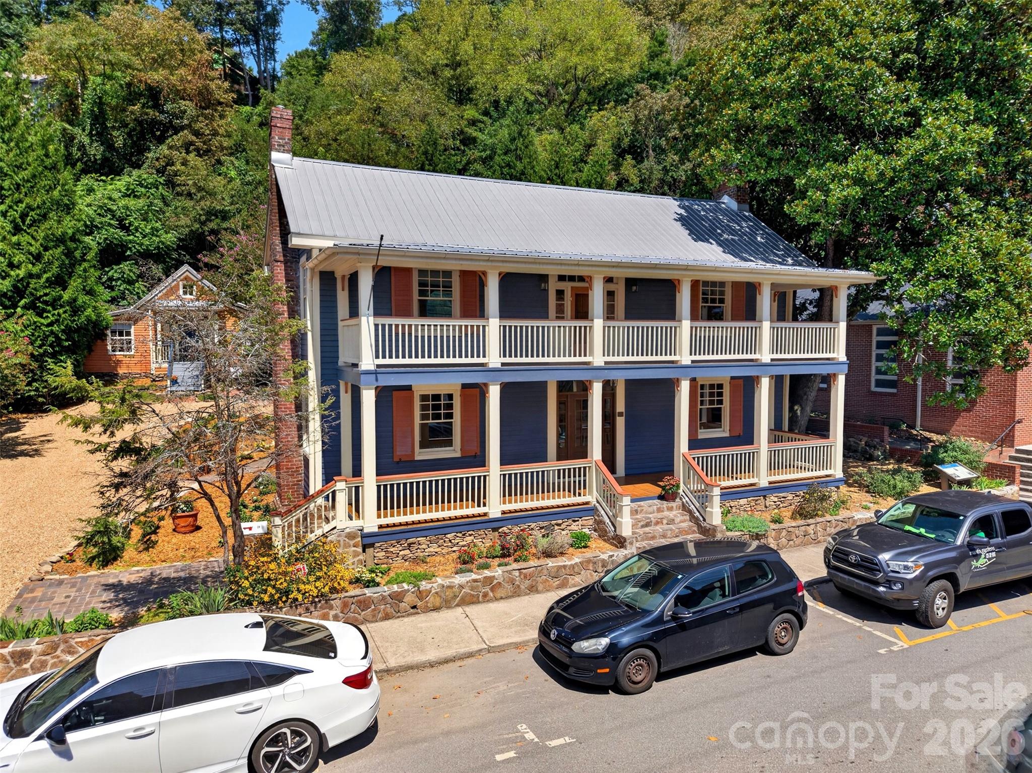 main property photo 46