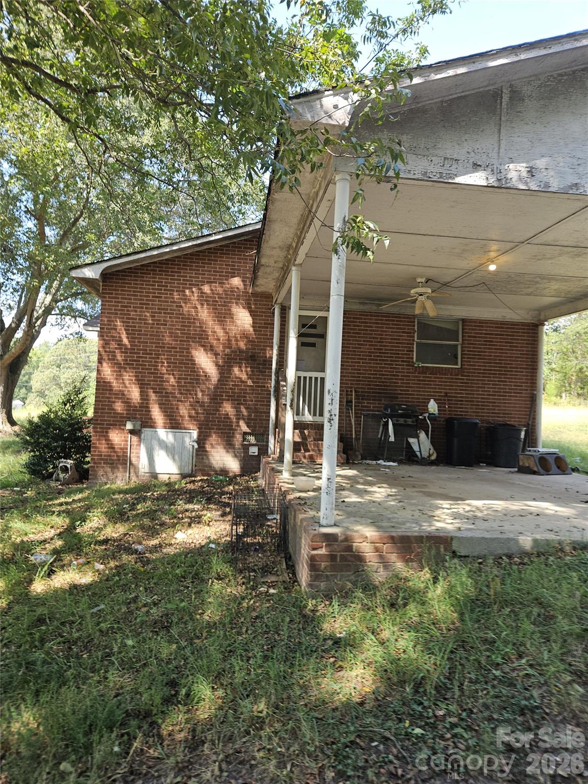 main property photo 4