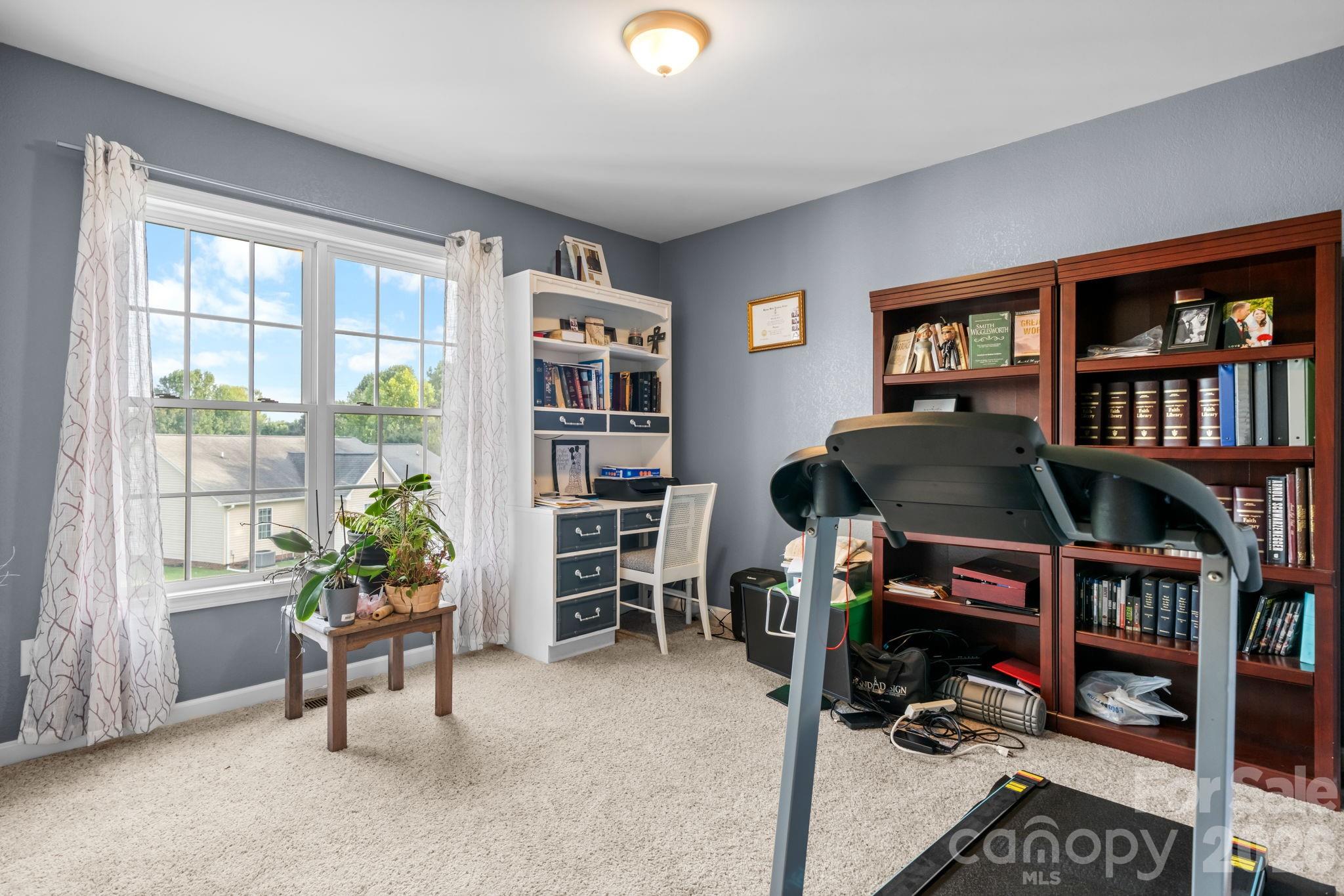 main property photo 12
