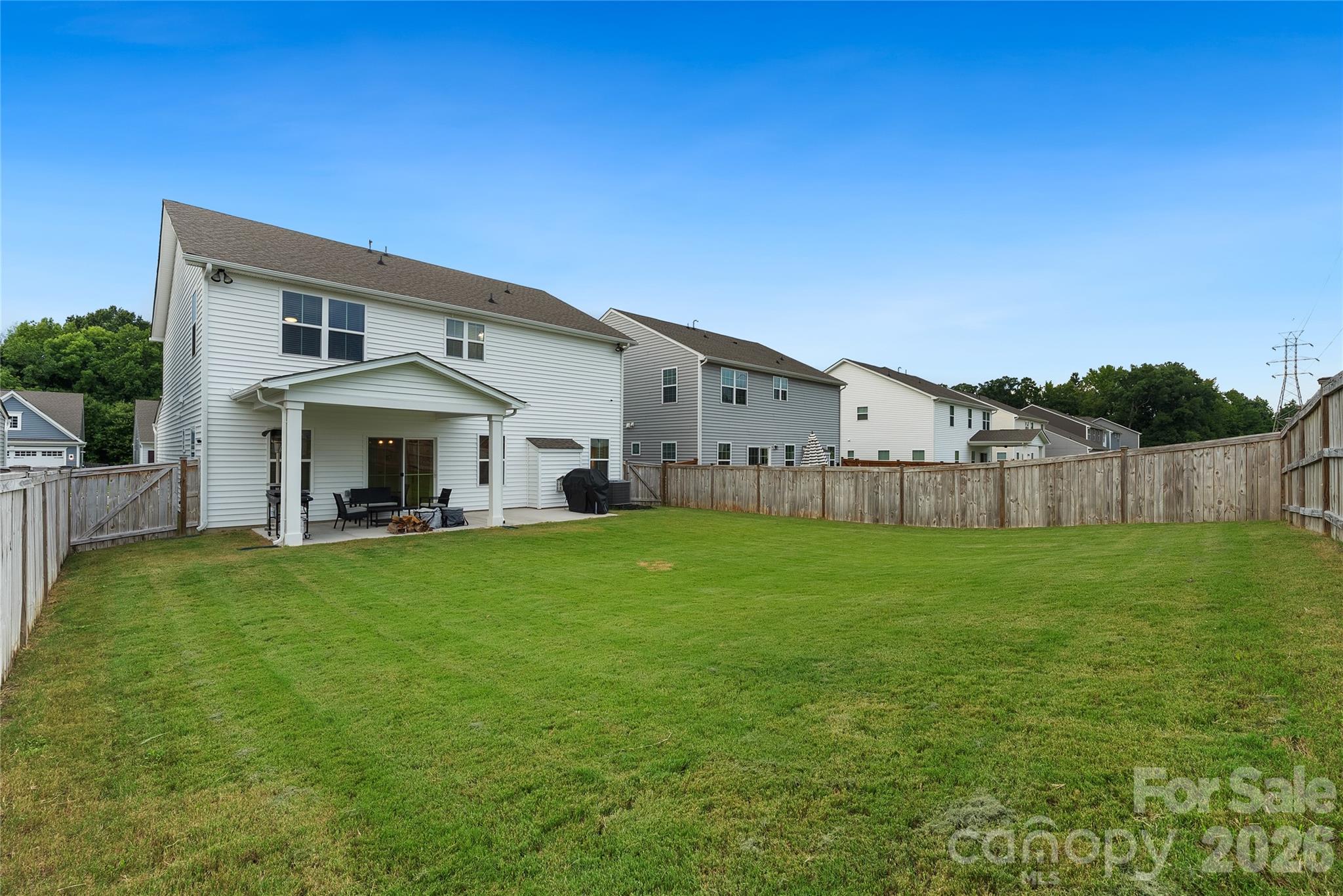 main property photo 3