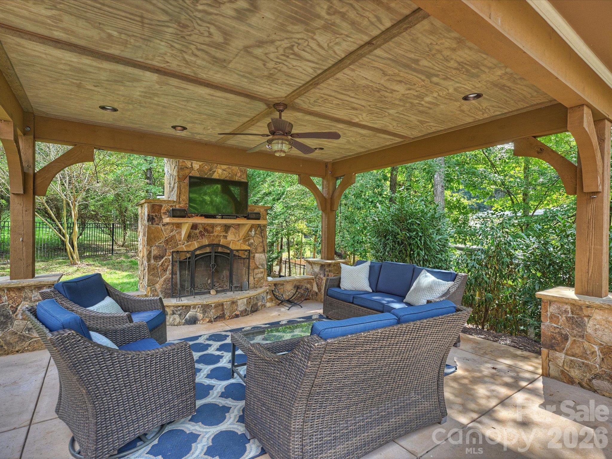 main property photo 43